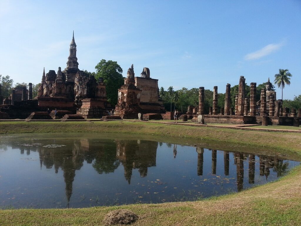 Ayutthaya vs Sukhothai: Comparing the Ancient Cities