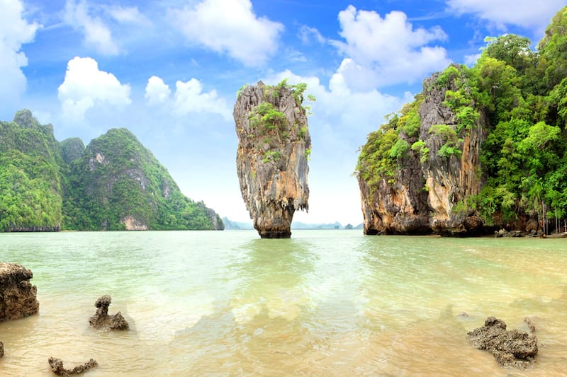 Exploring Thailands Diverse Landscapes: From Pristine Beaches to Majestic Mountains