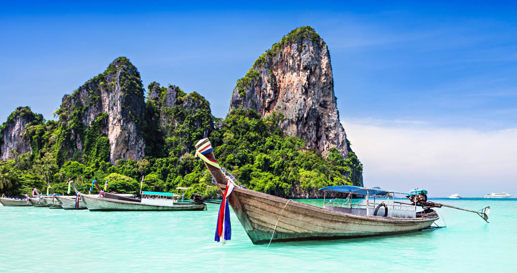 Exploring Thailands Diverse Landscapes: From Pristine Beaches to Majestic Mountains