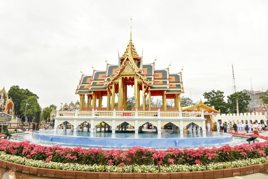 Exploring Thailands Majestic Royal Palaces