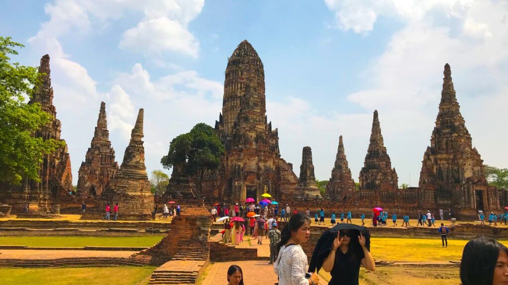 Exploring the Ancient Temples of Ayutthaya