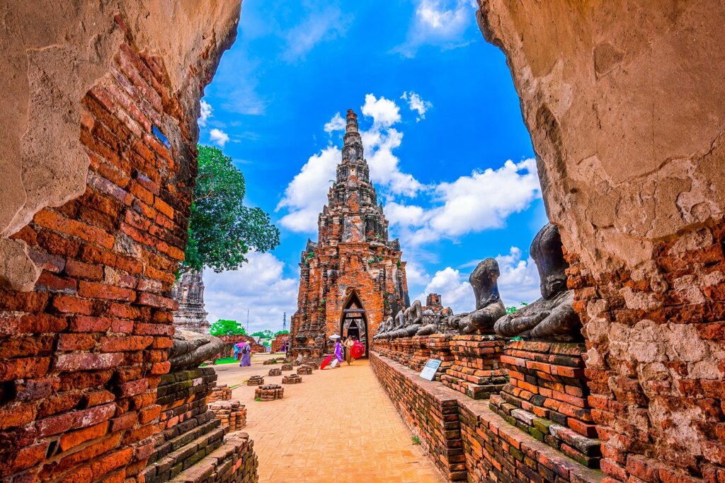 Exploring the Ancient Temples of Ayutthaya