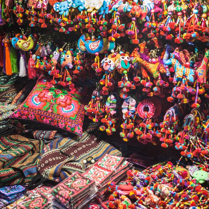 Thailands Exquisite Handicrafts: A Guide to Authentic Souvenirs