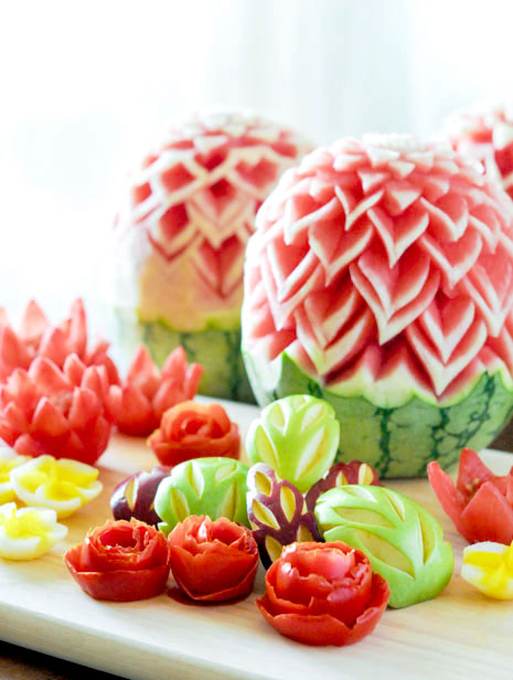 The Unique Thai Art of Fruit Carving: A Visual Feast