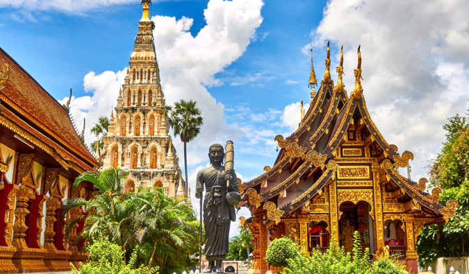 The Ultimate Guide to Thailand: Top 10 Reasons to Visit