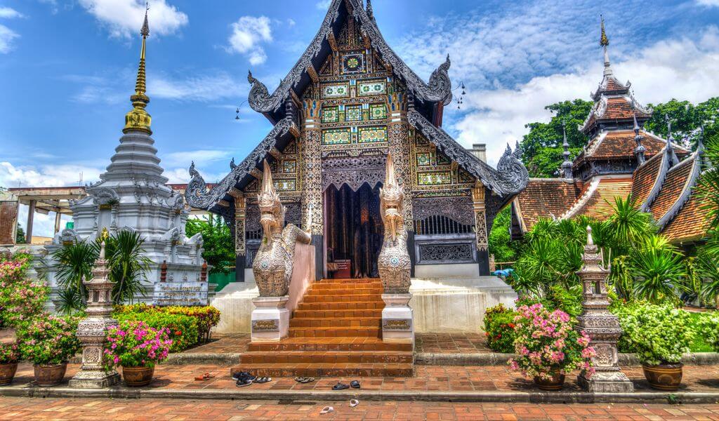 The Ultimate Guide to Thailand: Top 10 Reasons to Visit