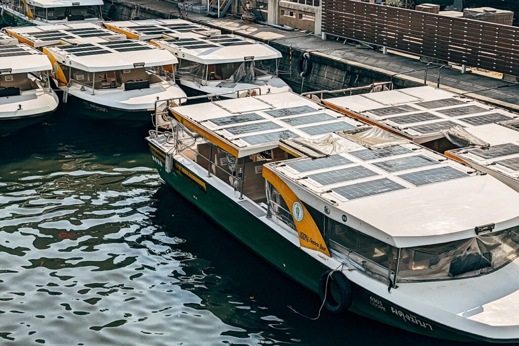 A Guide to Navigating the Local Ferries in Thailand
