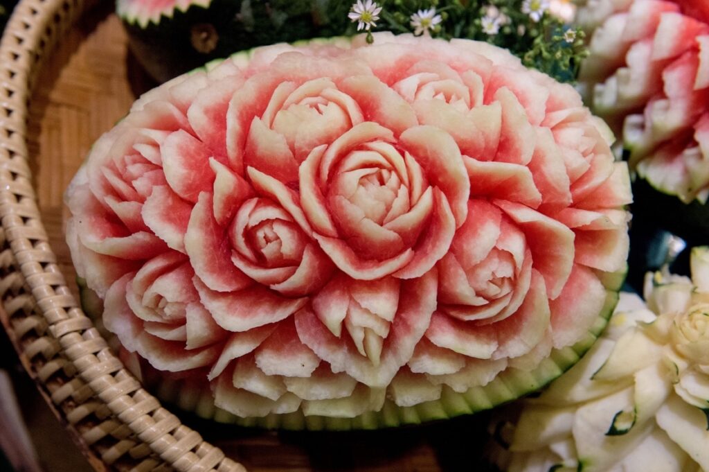 The Intricate Thai Art of Fruit and Vegetable Carving Revealed